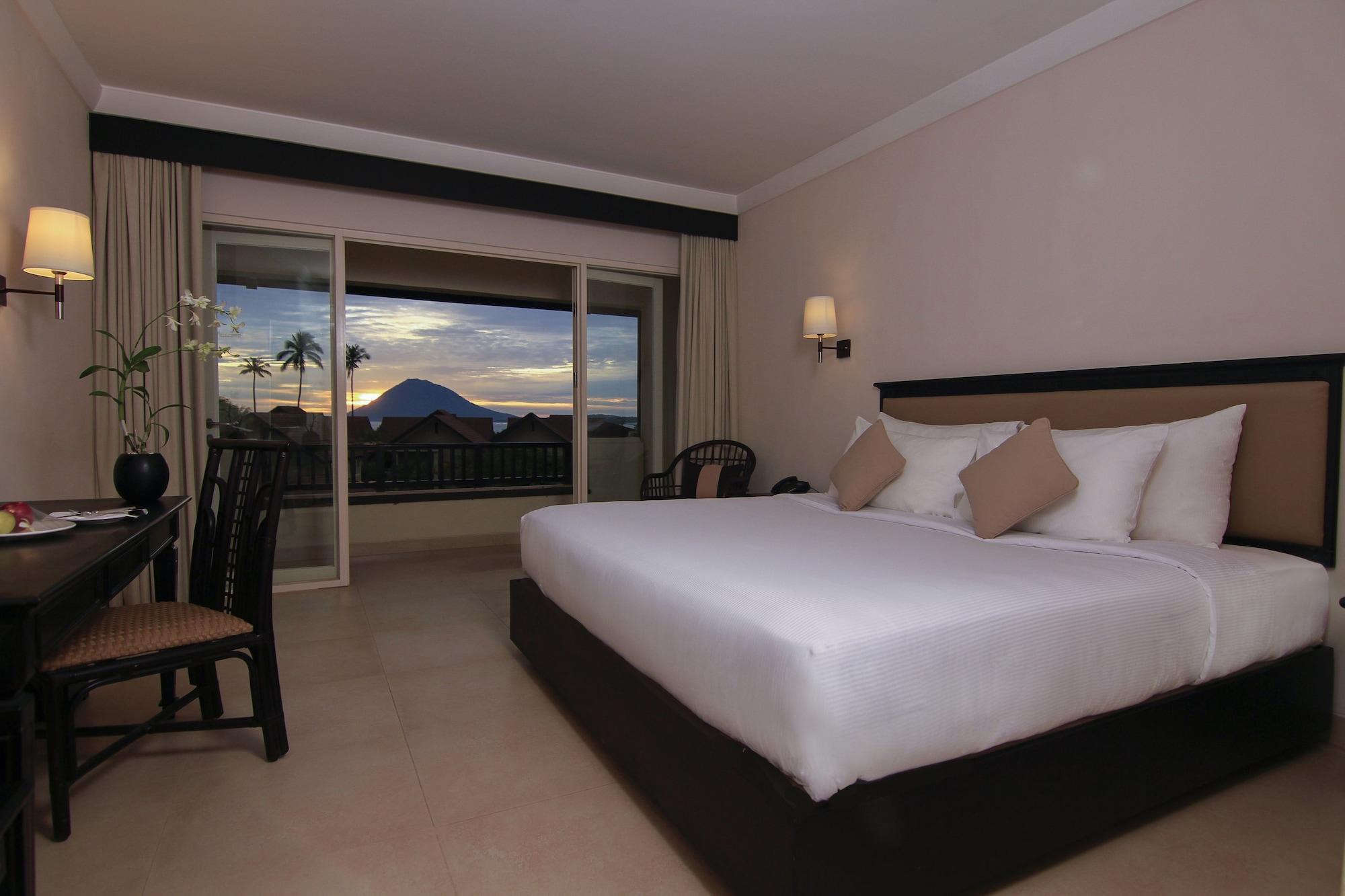 Grand Luley Manado Hotel Exterior photo