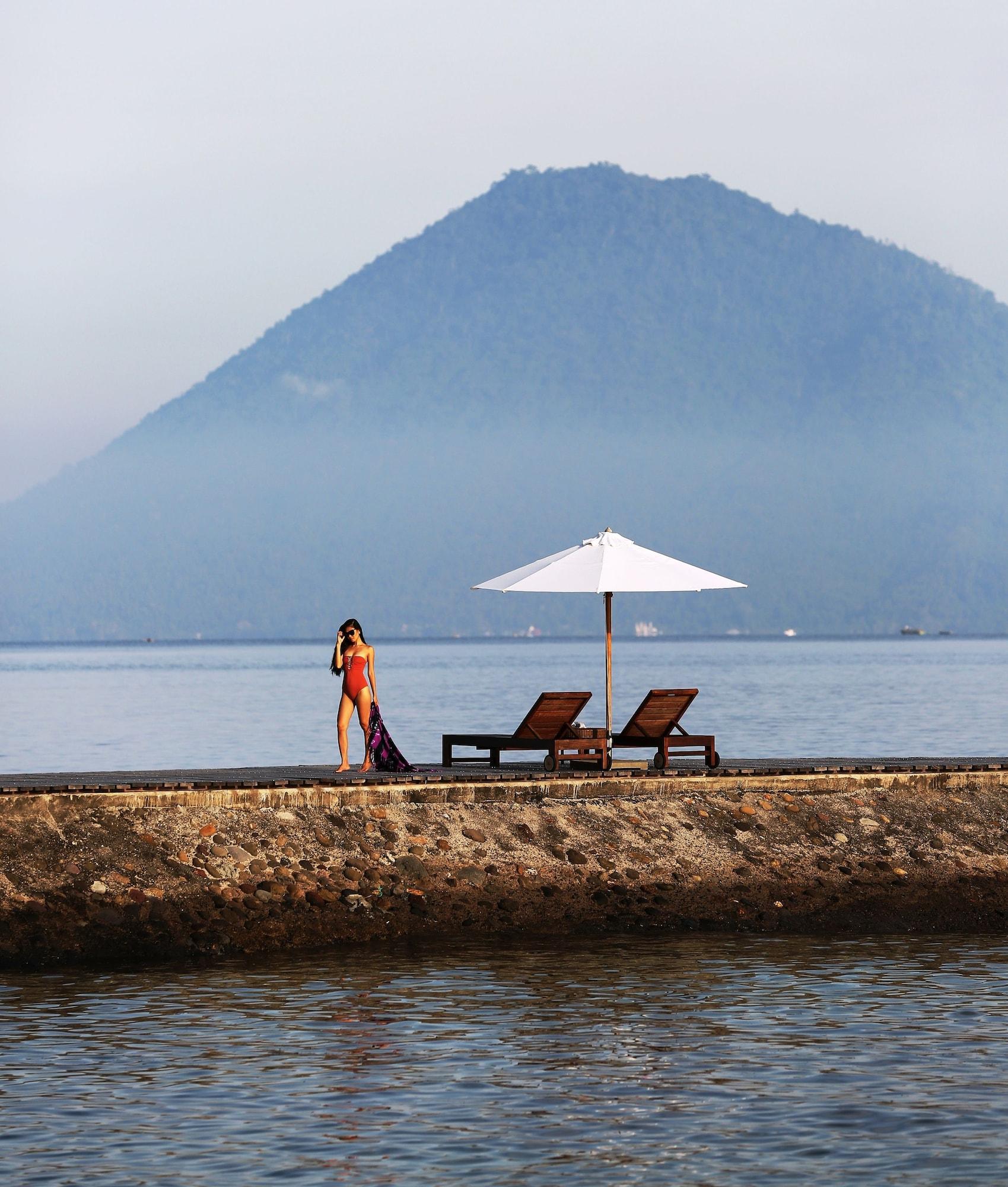 Grand Luley Manado Hotel Exterior photo