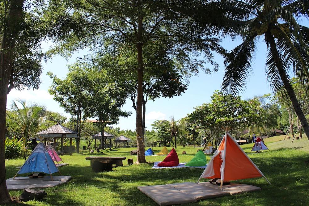 Grand Luley Manado Hotel Exterior photo