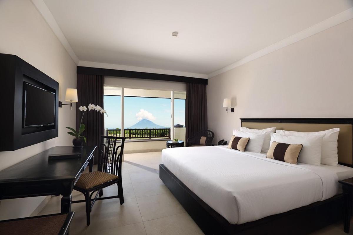 Grand Luley Manado Hotel Exterior photo